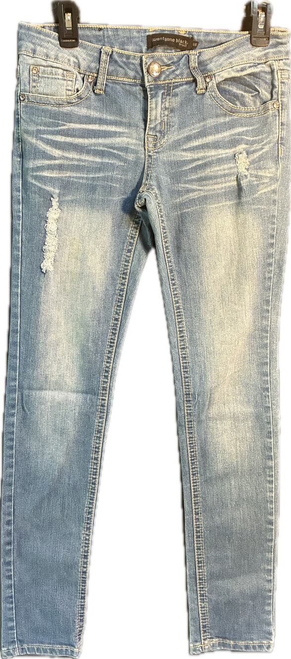 Twentyone Black Rue 21 Distressed Jeans Embellished Pockets Size 5/6